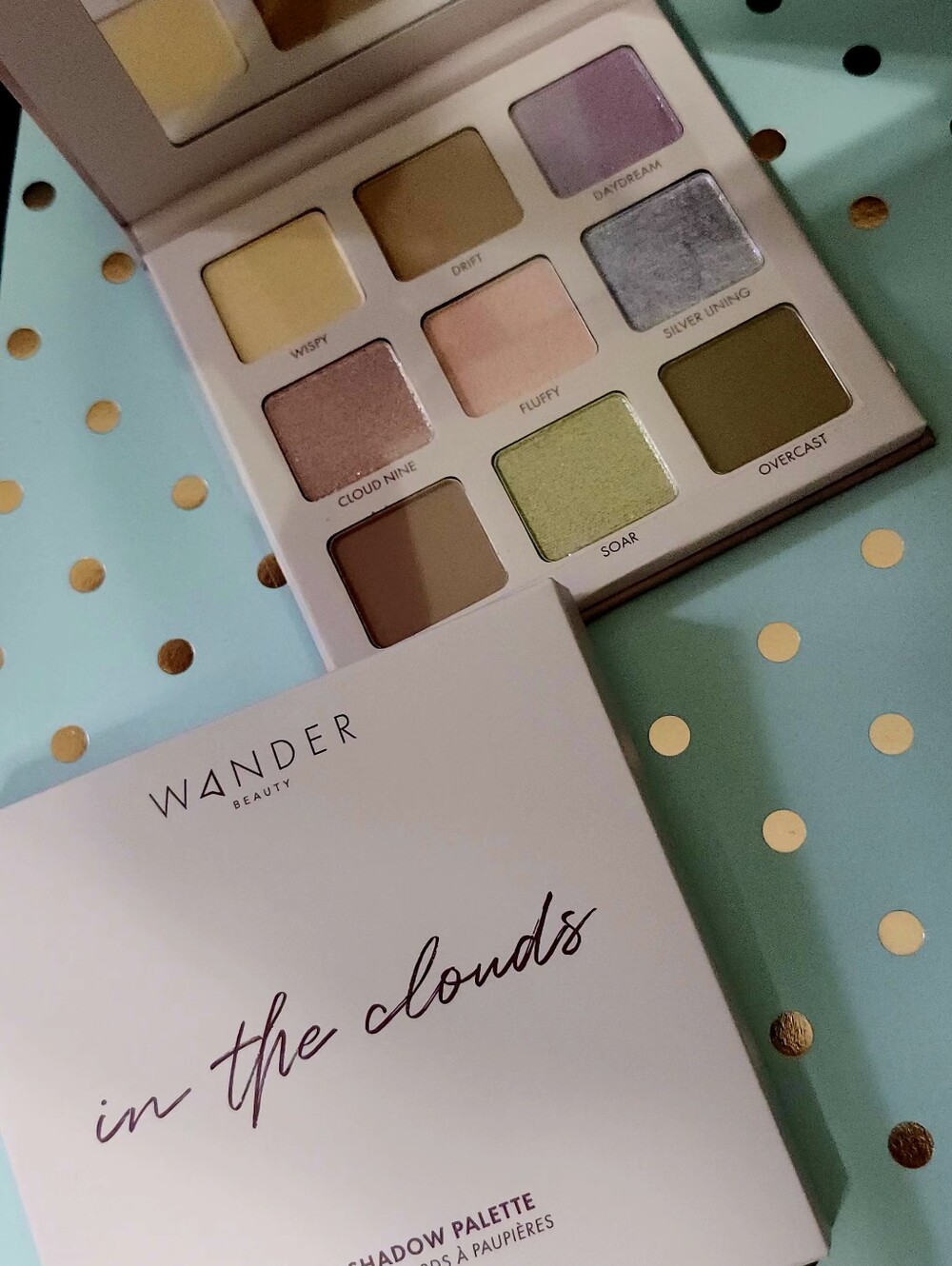 Wander Beauty In The Clouds Eyeshadow Palette NIIB